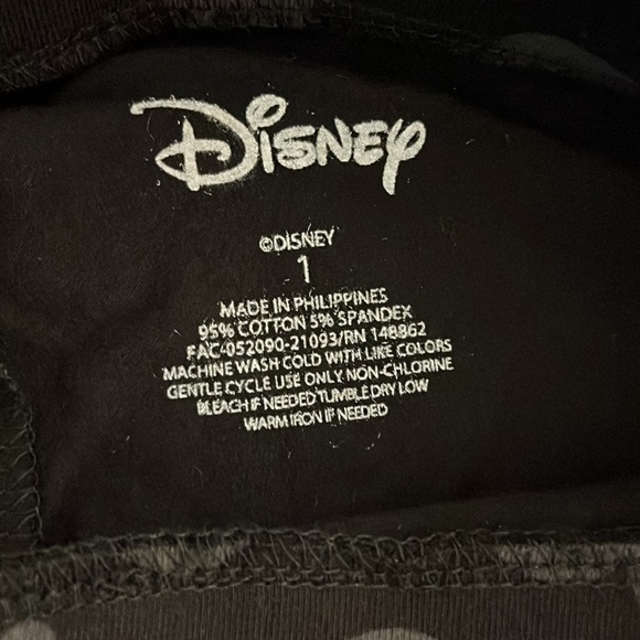 Torrid yoga pants Mickey print size 1 - Picture 3 of 4